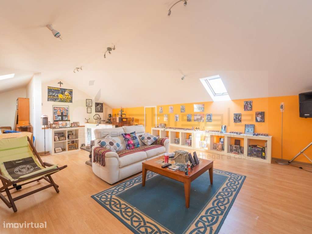 Moradia T4+1 | Casal Novo - Famões / Caneças-36