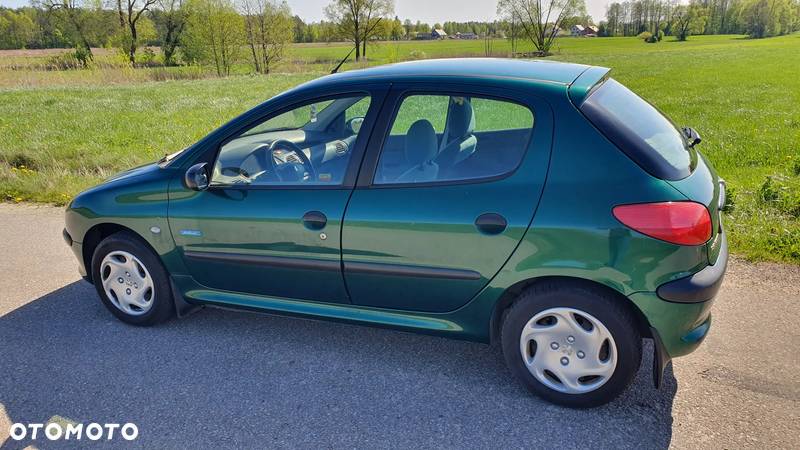 Peugeot 206 1.1 Mistral - 3