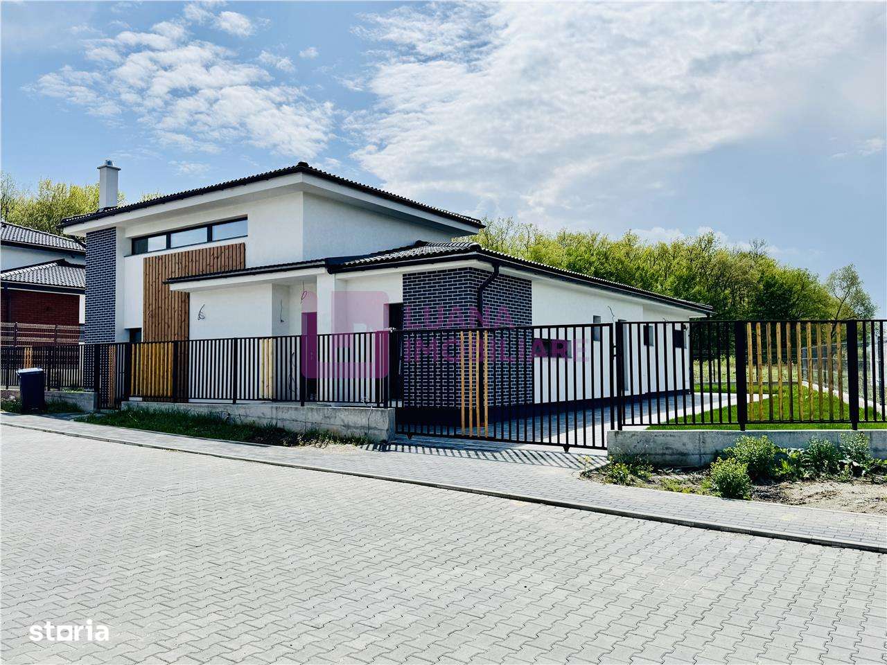 Casa pe un singur nivel | de lux | teren 591 mp | panouri solare | vid - Imagine principală: 4/16