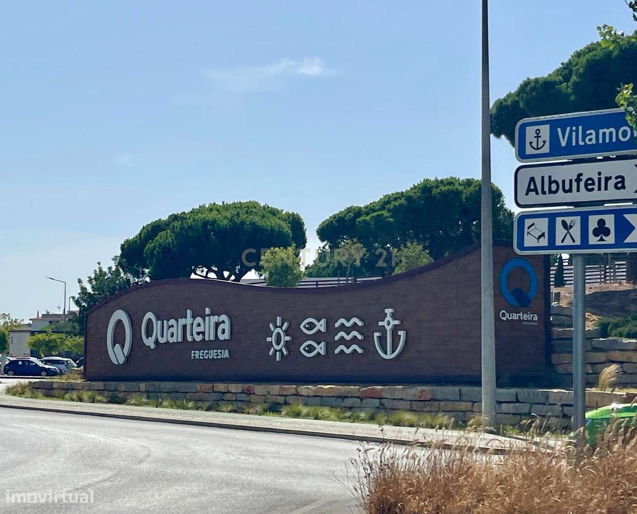 Exclusivo Apartamento T2 - Quarteira - Lugar de Garagem - Varandas - P-29