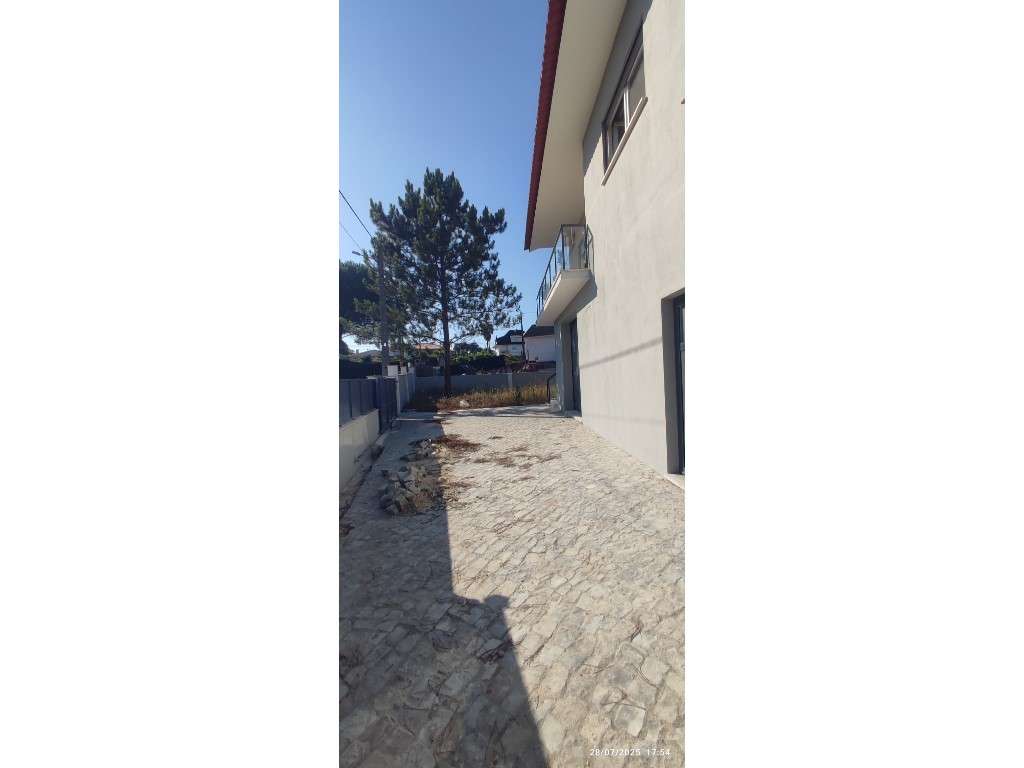 Moradia T3-25