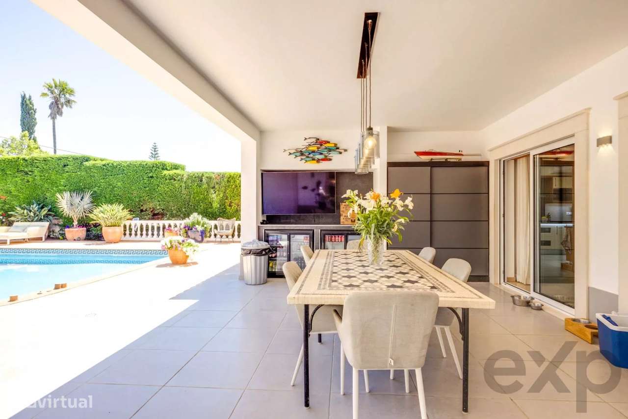 Moradia Familiar T3+1 com Piscina, Entre Lagos e Praia da Luz-32
