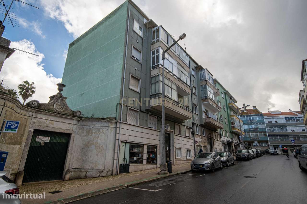 Apartamento T2 em São Domingos de Benfica-16