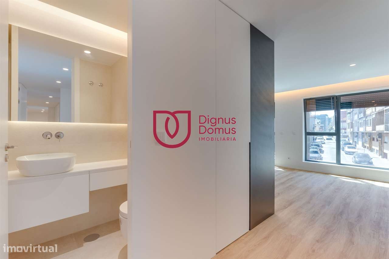 Apartamento T3 com 2 Lugares de Garagem — Centro de Gaia-6