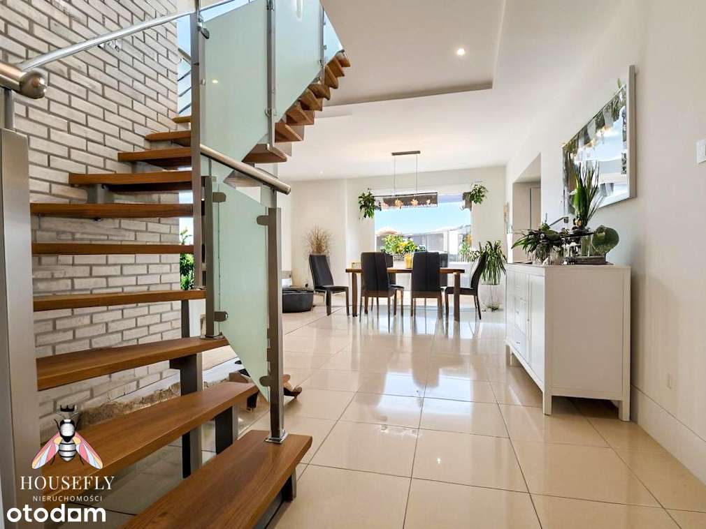 Piękny dom parterowy z poddaszem we Wschowie - Pełny obrazek: 5/15