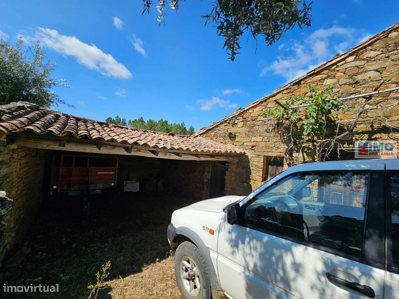 Moradia p/ Renovar -  Stº André das Tojeiras - Grande imagem: 3/11