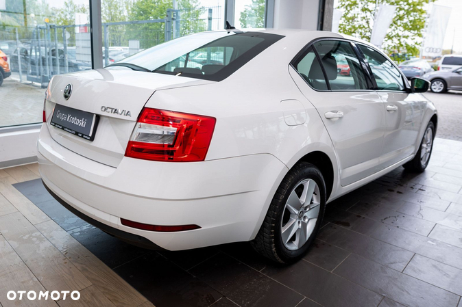 Skoda Octavia 2.0 TDI Ambition DSG - 5