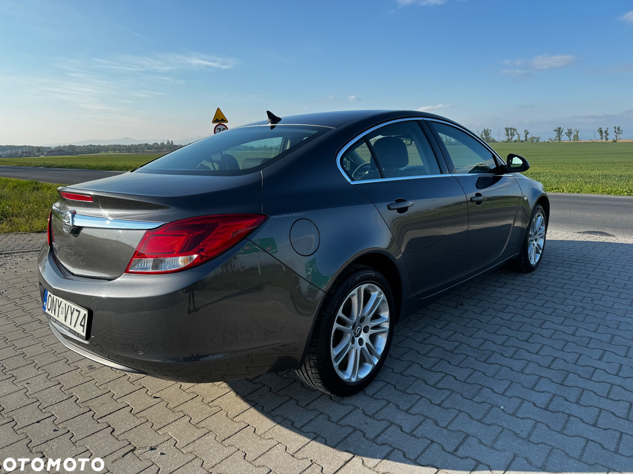 Opel Insignia 1.8 Elegance - 11