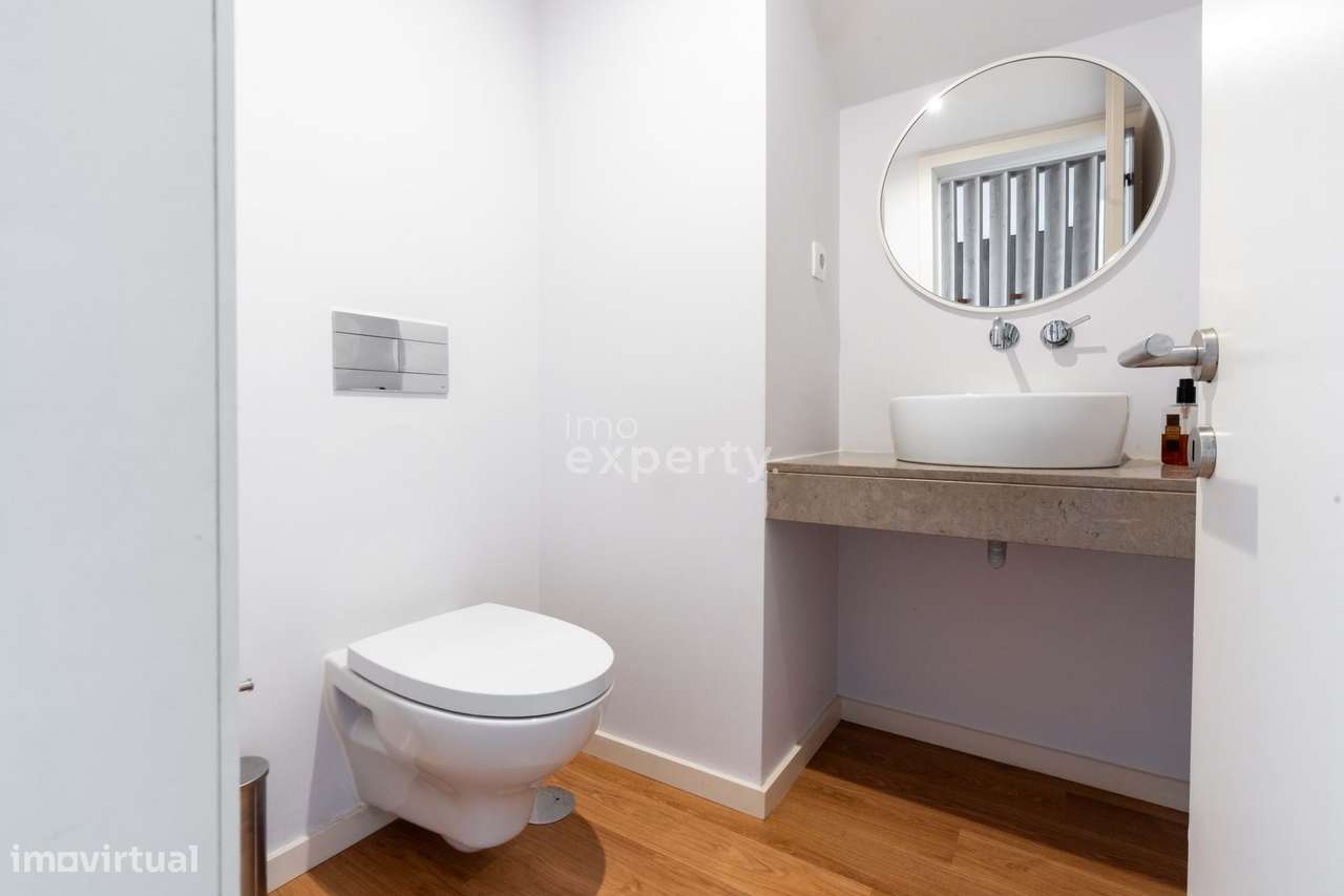 Moradia T3 geminada em V. N. de Famalicão, Braga-8