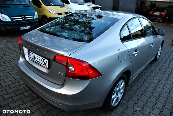 Volvo S60 - 10