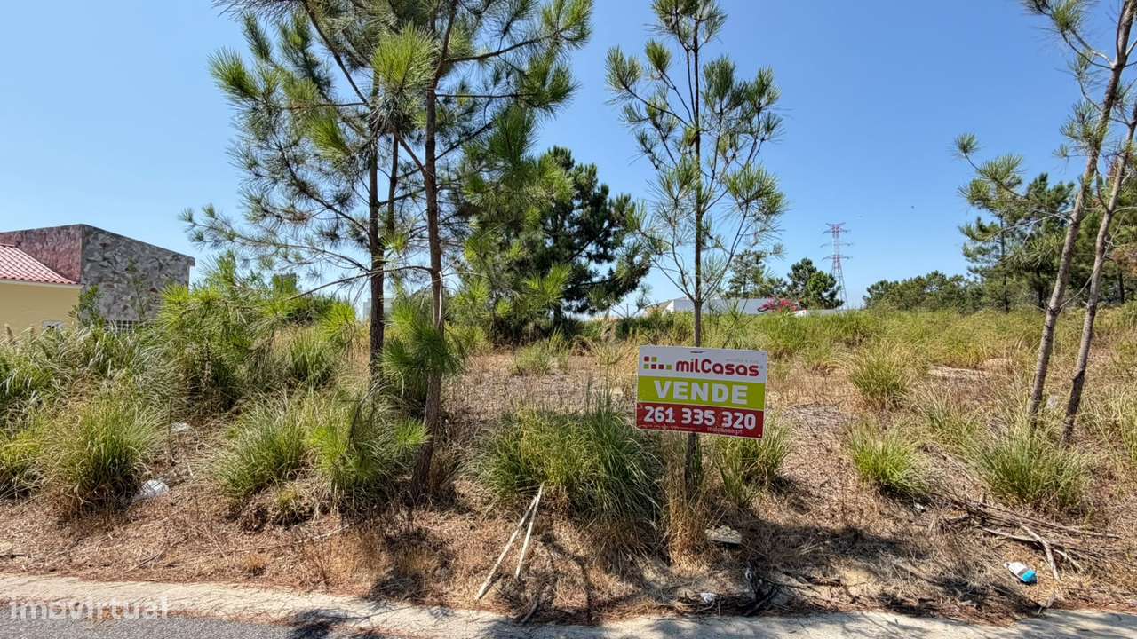 Terreno Urbano para Construção de Moradia em Marisol, Amora-9