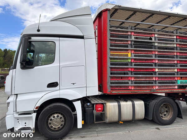 Mercedes-Benz Actros - 5