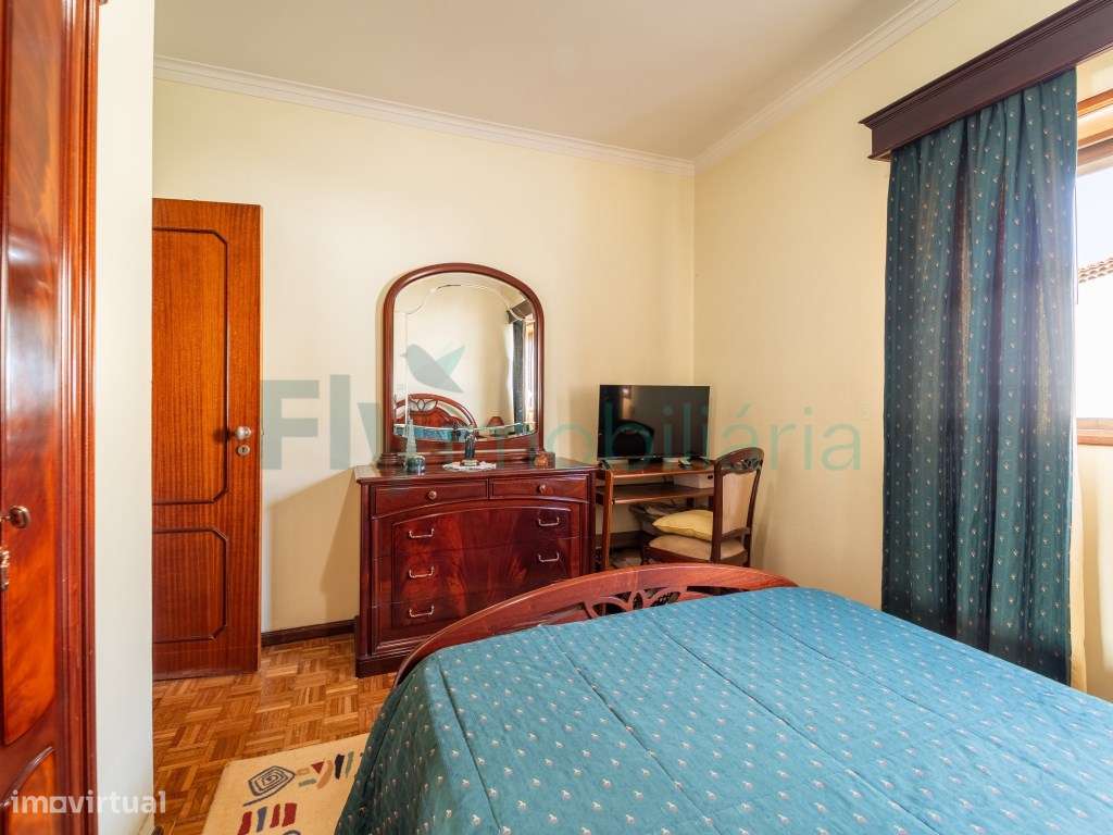 Apartamento T3 com Terraço de 80 m² e Garagem Fechada em Moreira de...-11