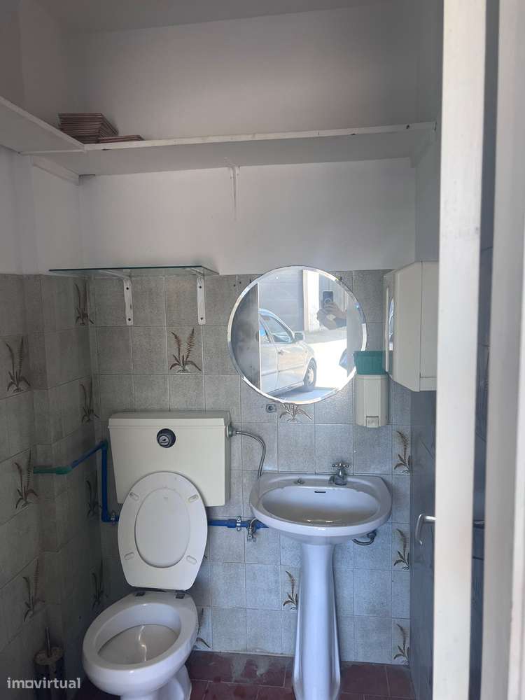 Armazem em Baguim do Monte - Gondomar - Grande imagem: 4/6