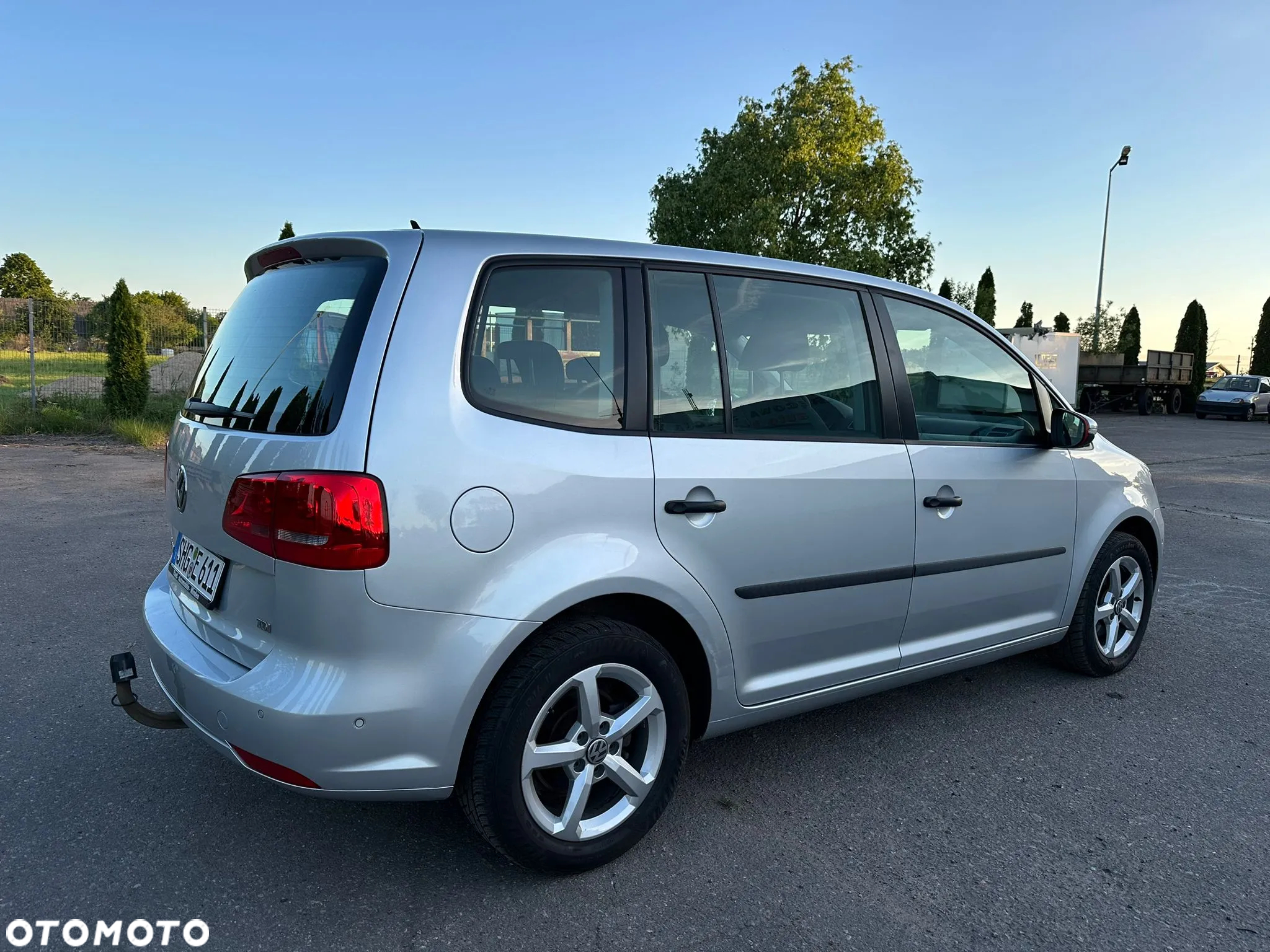 Volkswagen Touran 1.6 TDI DPF BlueMotion Technology Trendline - 6