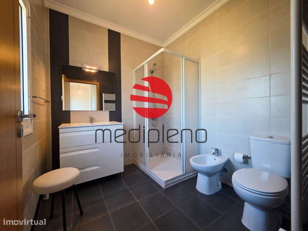 MORADIA T3 C/ GARAGEM E TERRENO-13