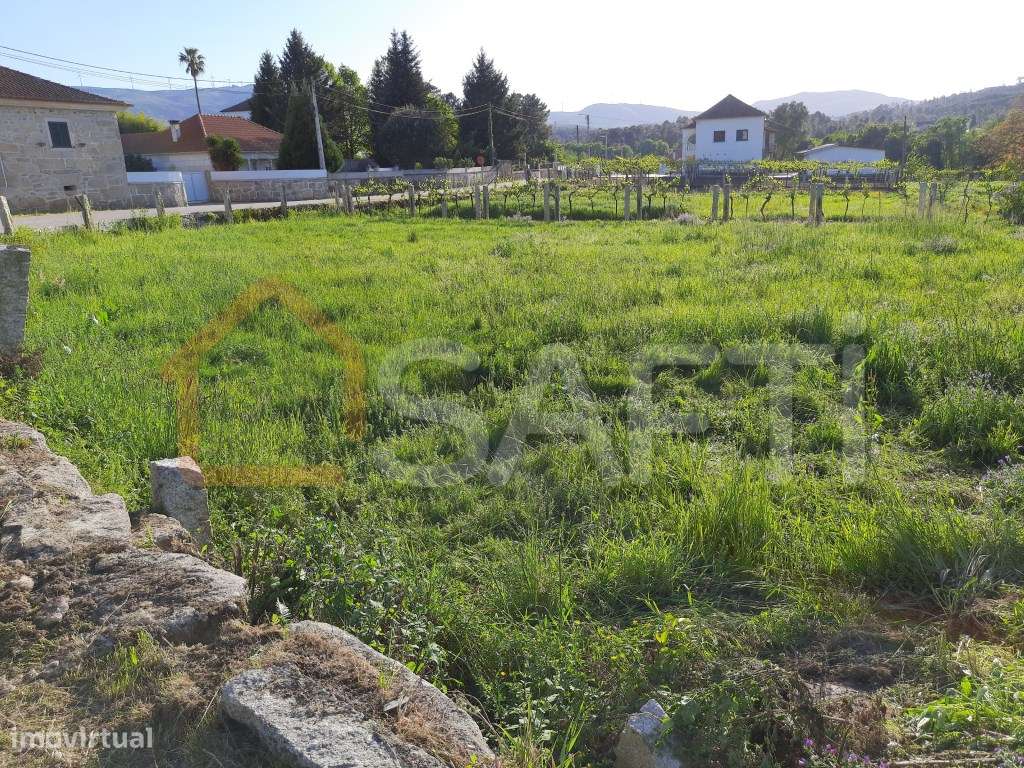 Terreno construtivo a 5 min de Monção - Grande imagem: 2/4