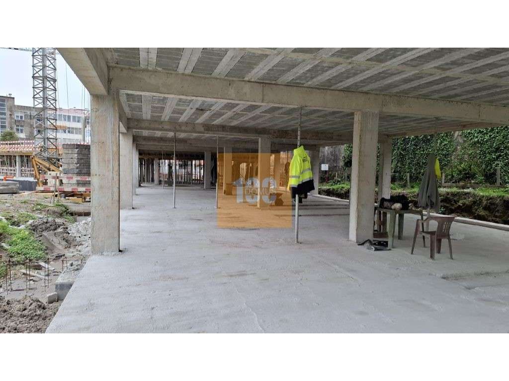 T1+1 novo com varanda e jardim - Oak Porto-21