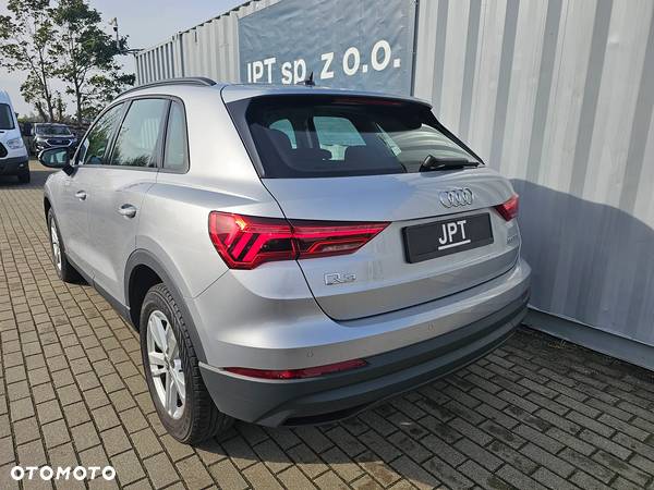 Audi Q3 35 TFSI S tronic - 9