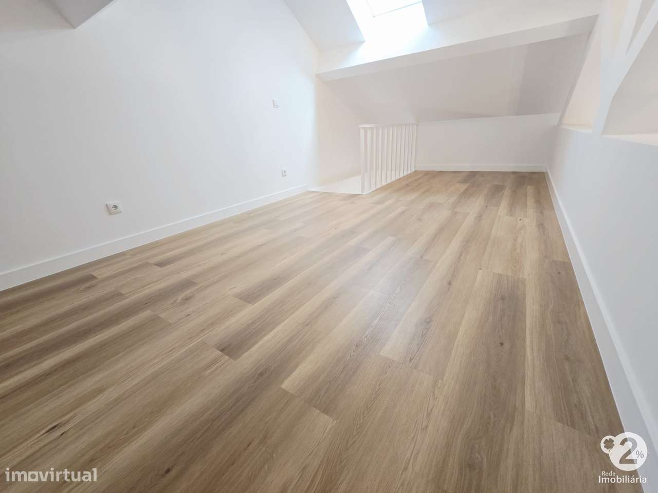 Moradia T0 Duplex totalmente remodelada no Bonfim-11