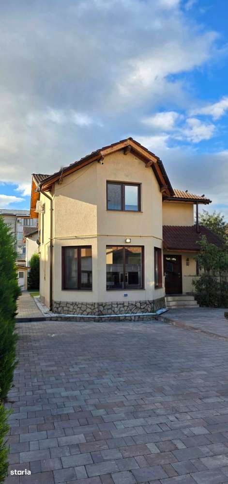 CASA DE INCHIRIAT IN ZONA CENTRALA A RAMNICULUI ( Matei Basarab) - Imagine principală: 1/14