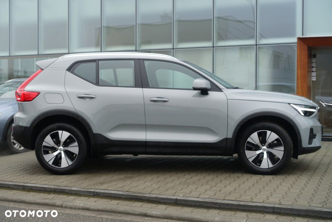 Volvo XC 40 - 4