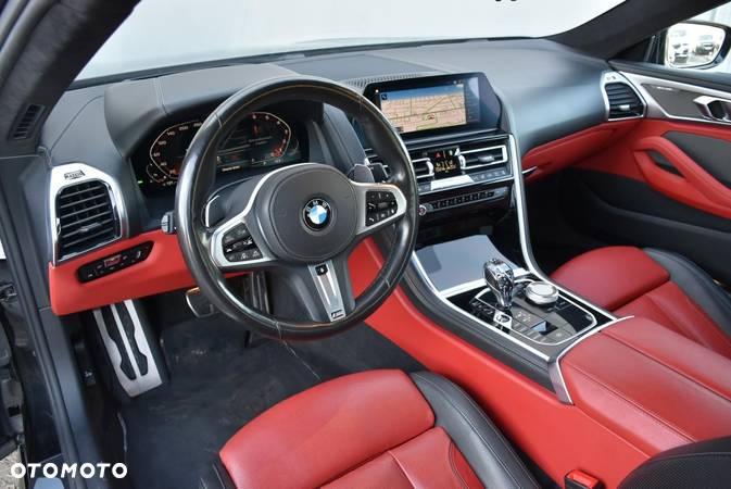 BMW Seria 8 - 11