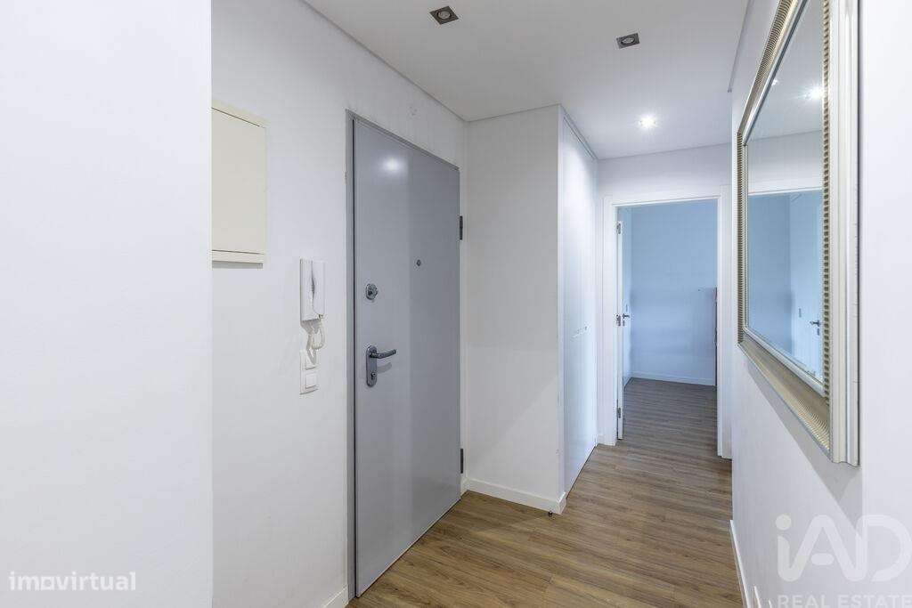 Apartamento T2 em Lumiar de 95,00 m2 - Grande imagem: 2/22