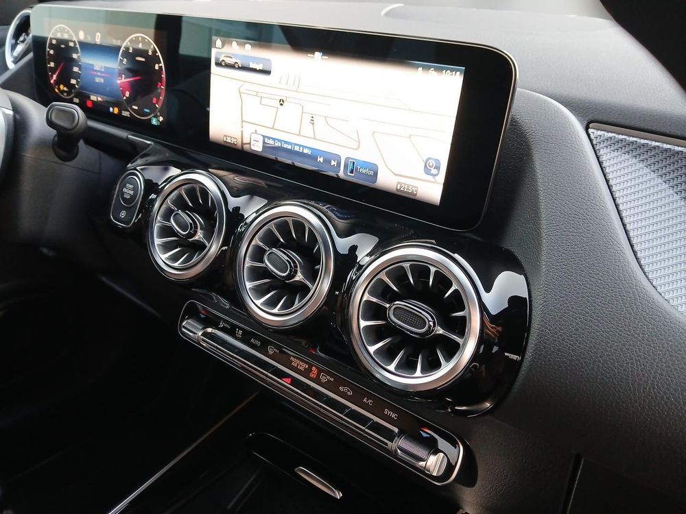 220 4matic 190KM Pakiet AMG Premium Szklany Dach FV23% Salon PL