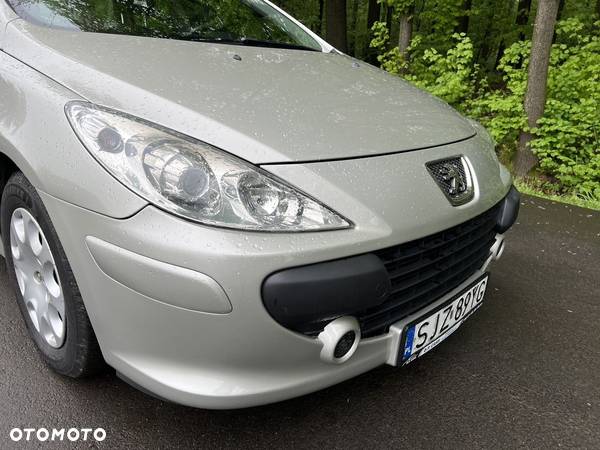 Peugeot 307 1.6 HDI Premium - 18