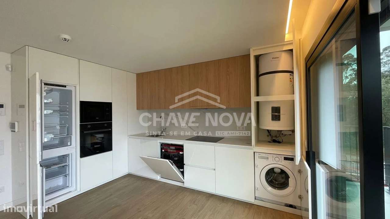 T0 com Varanda e Lugar de Estacionamento MAD/02062/CO - Grande imagem: 5/8