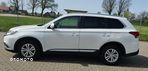 Mitsubishi Outlander 2.0 Intense + 4WD CVT - 8