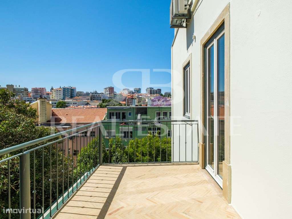 Fabuloso T3+2 com TERRAÇO + VISTA no PRINCIPE REAL - coração de Lisboa-9