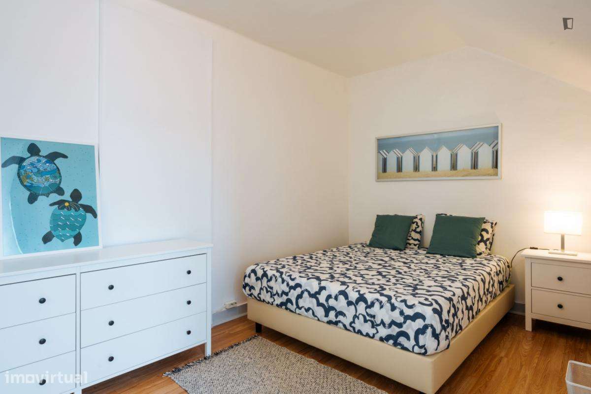 Quarto - localizado em Arroios Lisbon - Grande imagem: 4/10