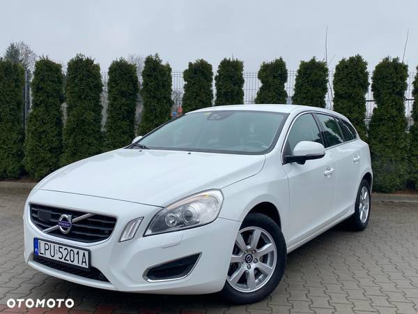 Volvo V60 T6 AWD Kinetic - 2