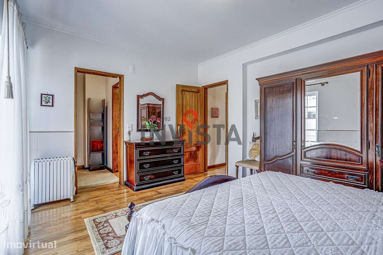 Moradia T3 com garagem para três carros-25