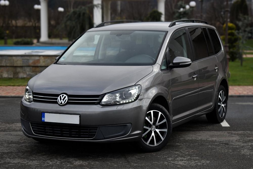 Volkswagen Touran I [2003 - 2015] 1.6 TDI DPF BlueMotion Technology Life 2012