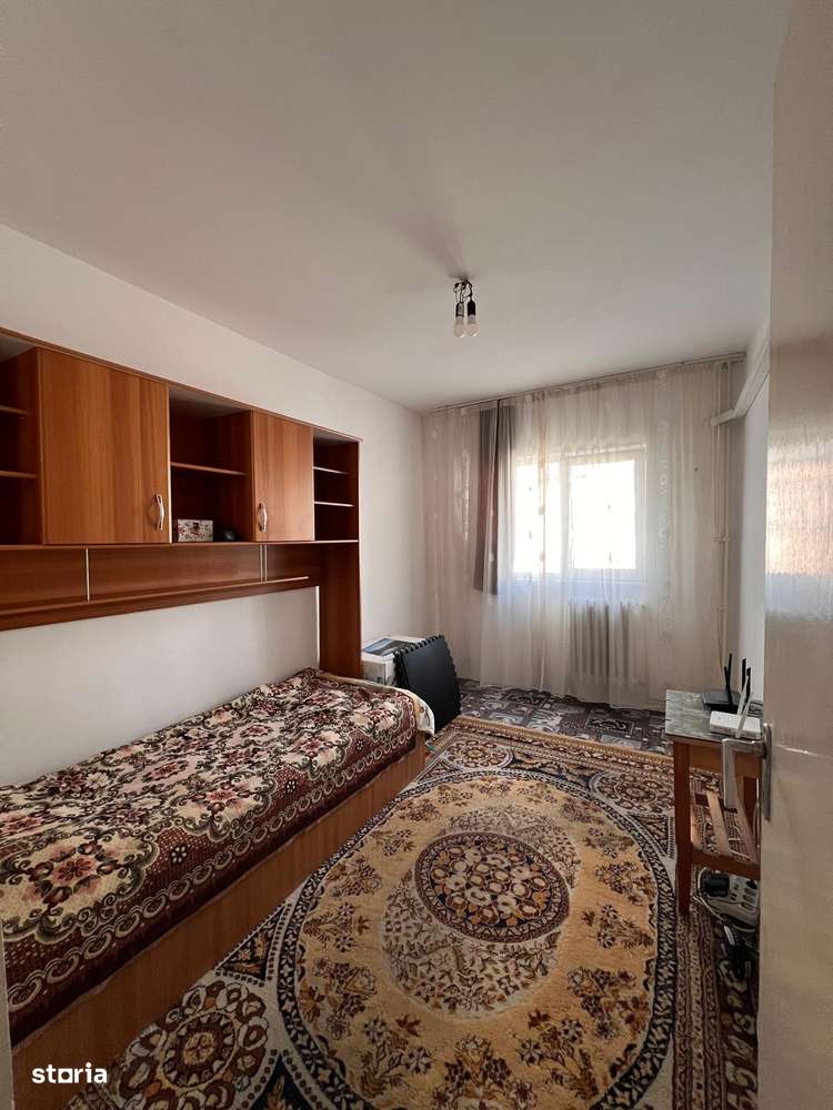 Bd Chimiei-Tudor Vladimirescu, ap.3 camere,2 bai, et.3/4, 70m!-8