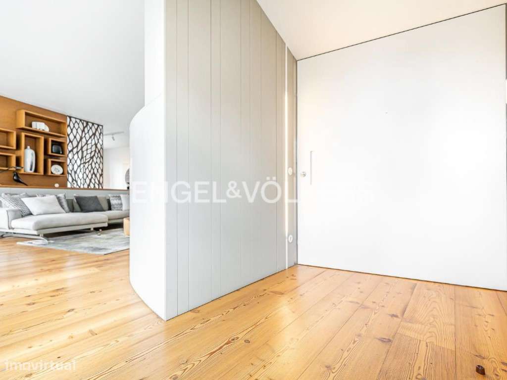 Apartamento T2 c/ garagem em Santa Maria Maior - Grande imagem: 5/25