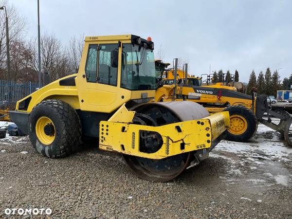 Bomag BW213 DH-4 - 1