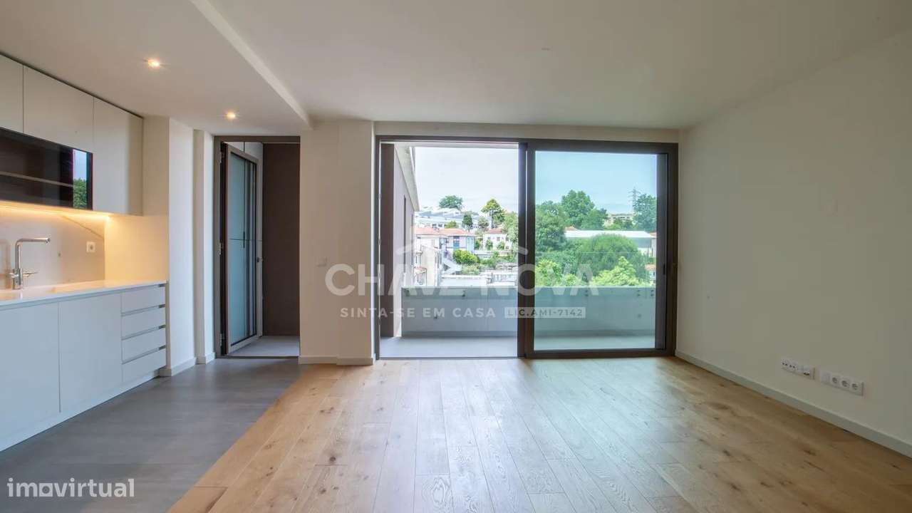 T2 c/ Garagem e Piscina em Oliveira do Douro-26