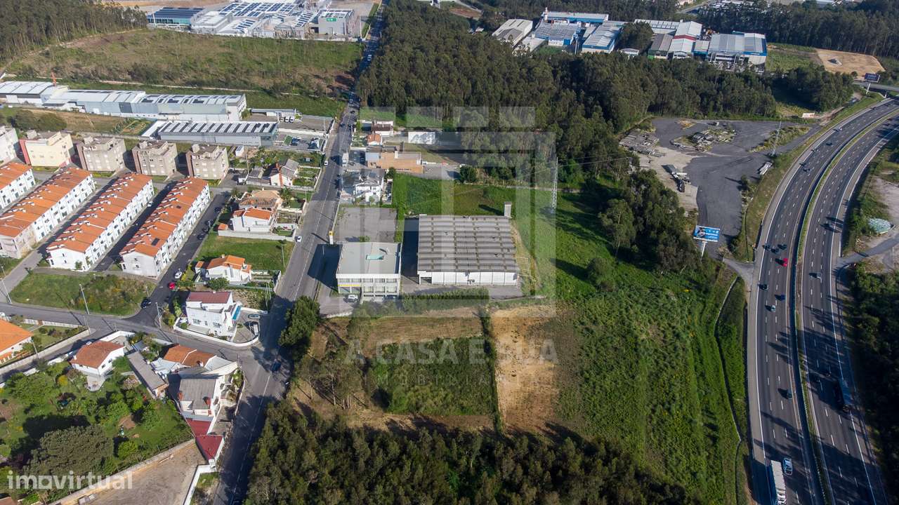 Venda conjunta de 2 terrenos urbanos em Rio Meão, S.M. Feira-3