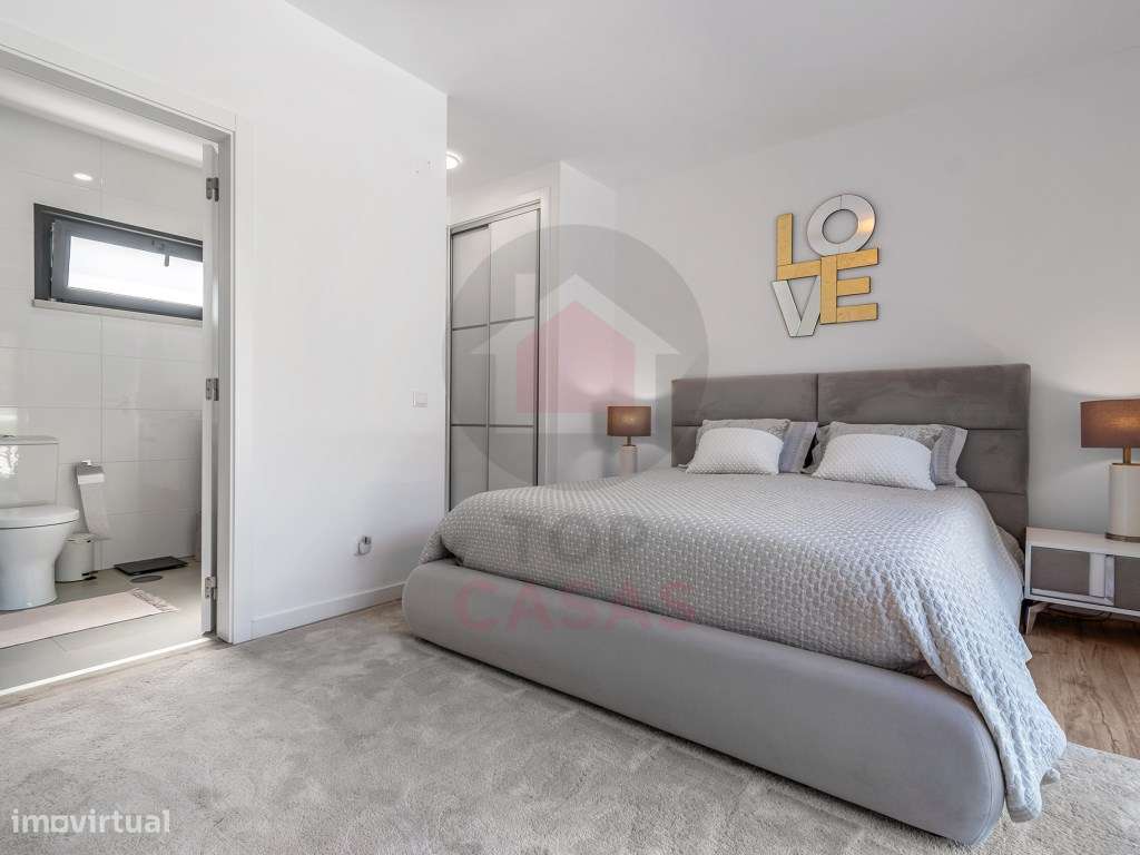 Moradia Contemporânea no Nadadouro com Piscina Aquecida, Bungalow I...-29