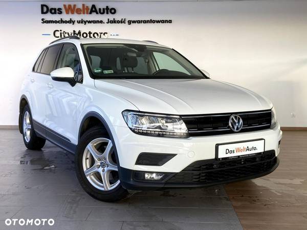 Volkswagen Tiguan - 1