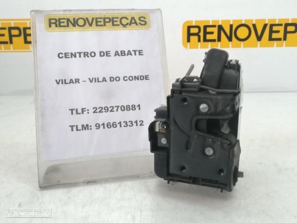 Fecho Porta Tras Esq Volkswagen Polo (6N2) - 1