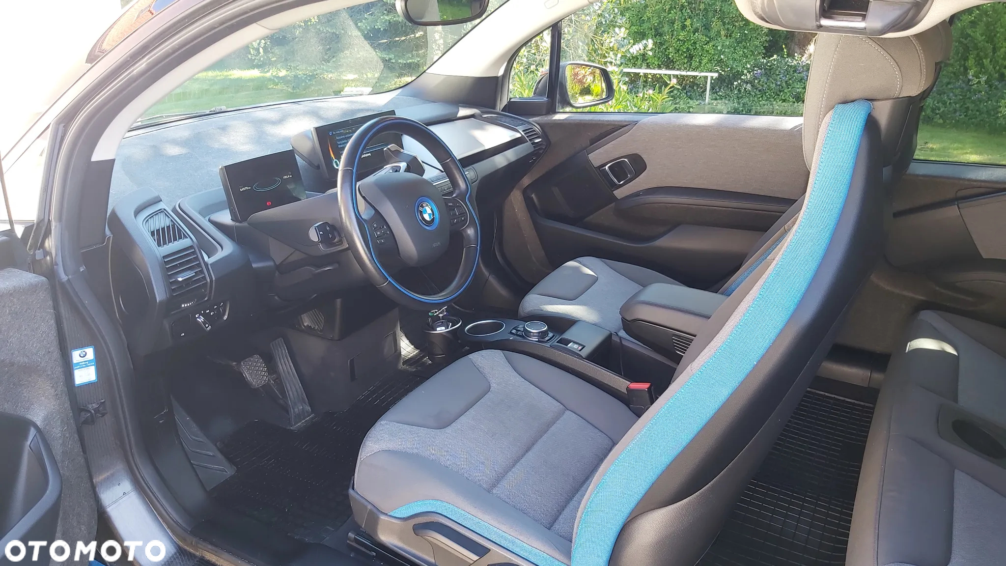 BMW i3 (60 Ah) - 12