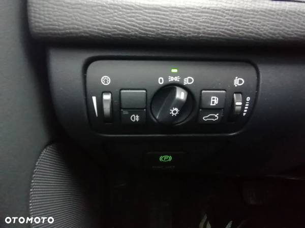 Volvo XC 60 T5 Powershift Momentum - 10