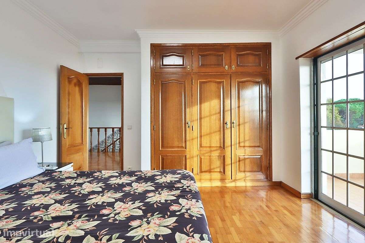 Moradia T4 para venda-28