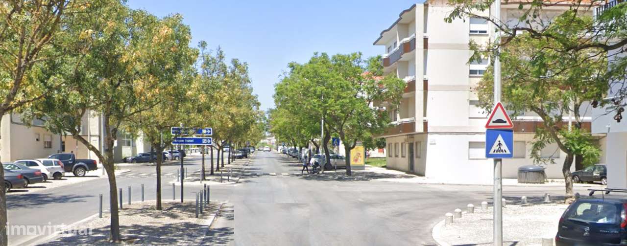 t4, transformado em T3, remodelado de raiz - Centro do Montijo-21