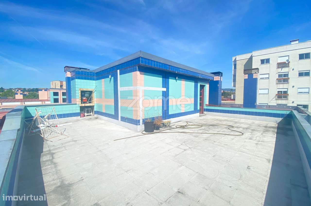 Apartamento com terraço, vistas panorâmicas sobre a cidade-12